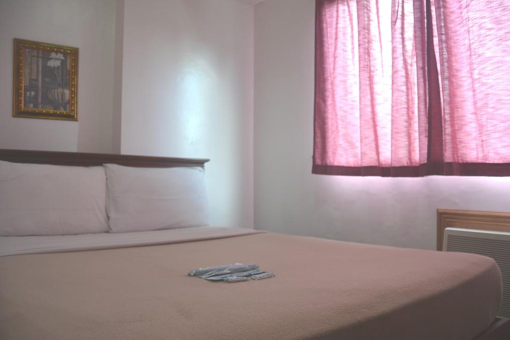 Isabelle Royale Paranaque Paranaque City Buitenkant foto