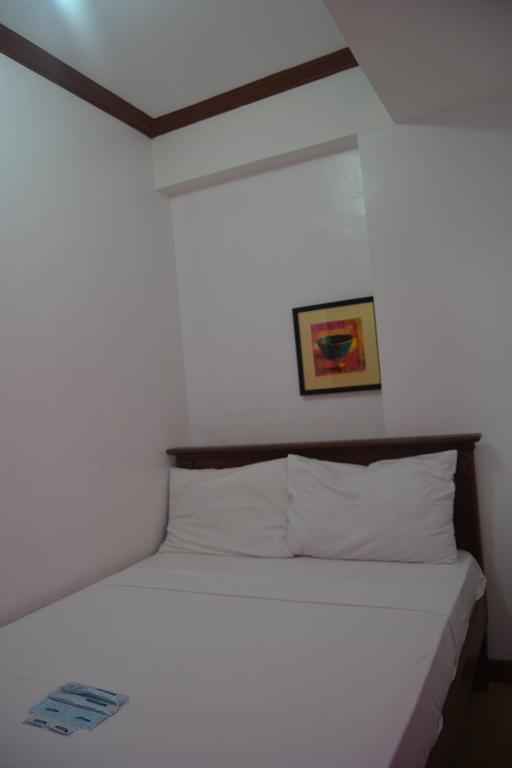 Isabelle Royale Paranaque Paranaque City Buitenkant foto