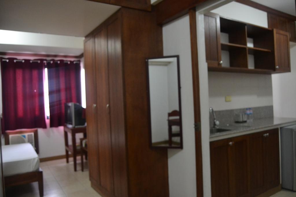 Isabelle Royale Paranaque Paranaque City Buitenkant foto