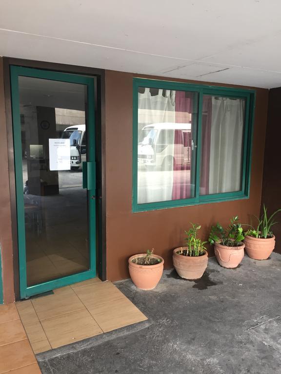 Isabelle Royale Paranaque Paranaque City Buitenkant foto
